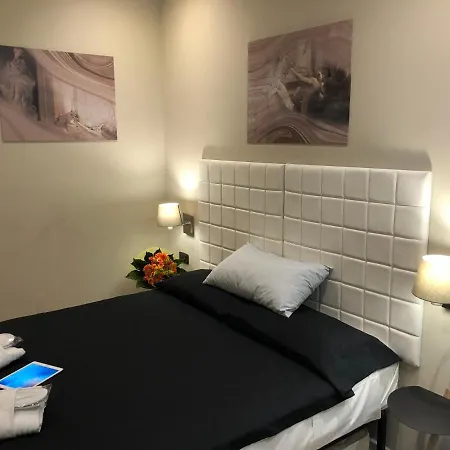 Trevi Portrait Bed & Breakfast 4*